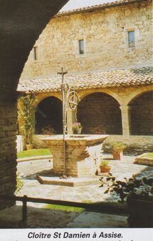 Cloître St Damien à Assise